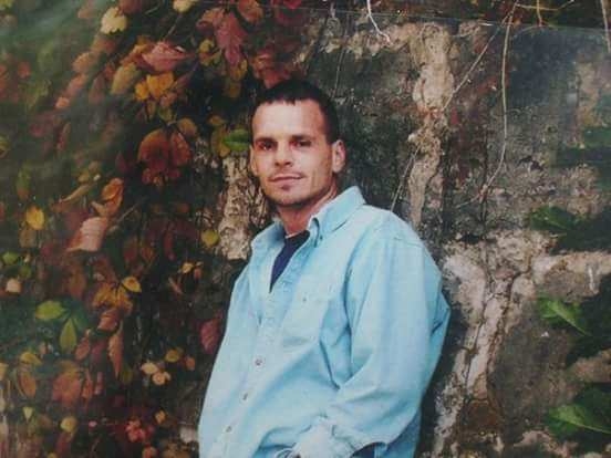 Jason R Longworth