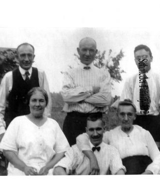 Schneider Family 1921