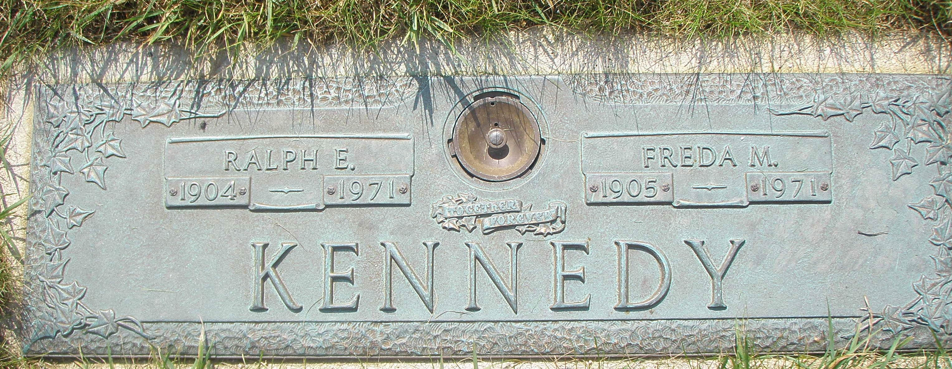 Ralph & Freda Kennedy gravesite