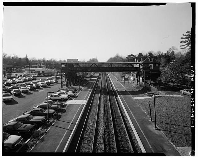 1. VIEW WEST, FANWOOD STATION COMPLEX - Fanwood Station,...