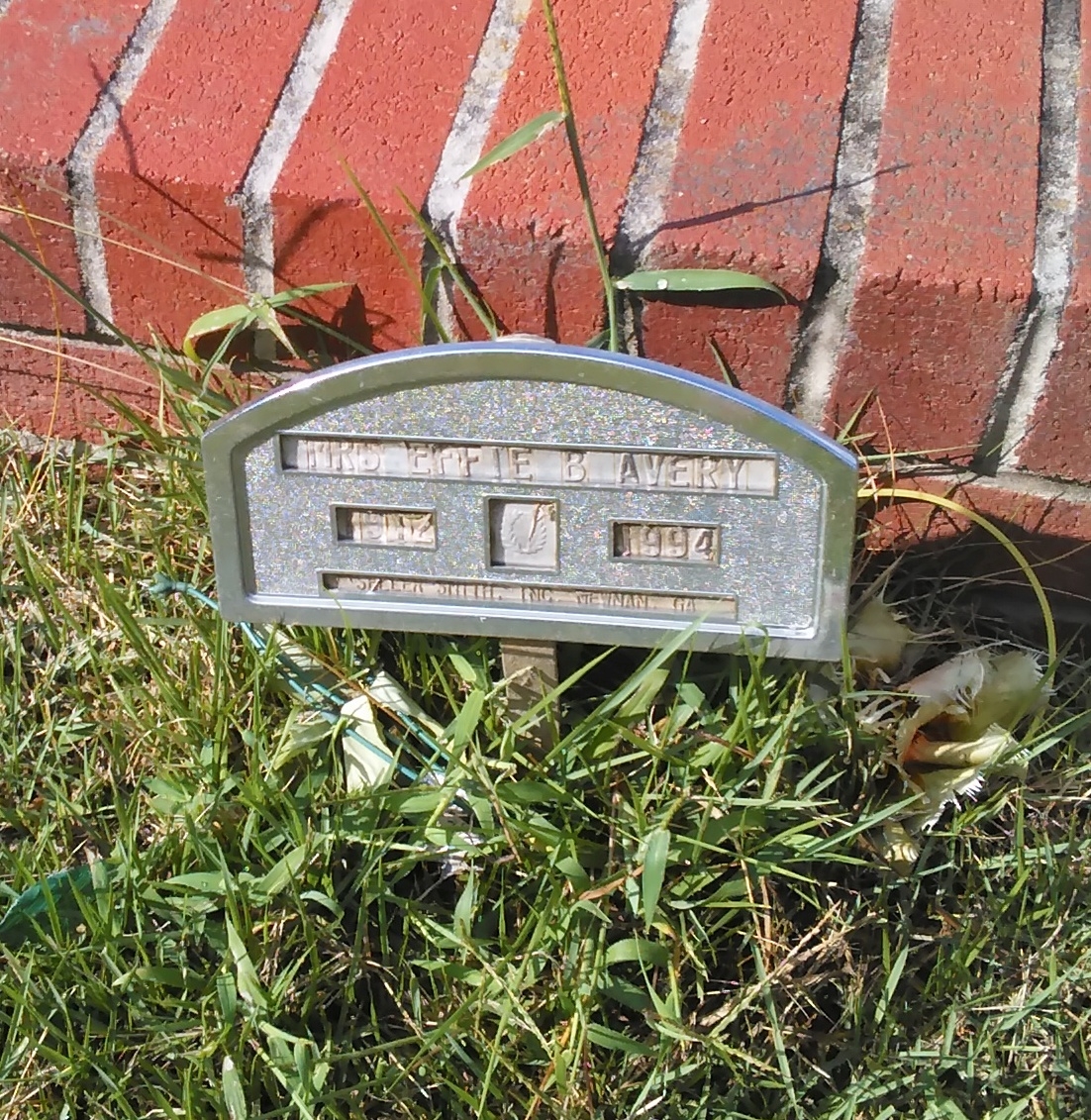 Effie B Avery gravesite