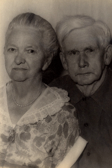 Bertha & Frank Wallace