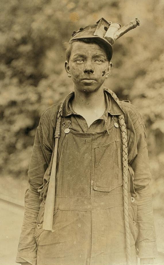Brown Coal Mine, West Virginia, 1908