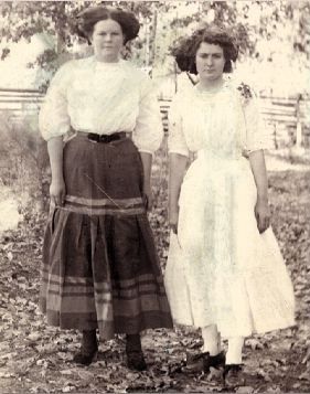 Mattie Pearl Simmons with friend Lily Mohliner