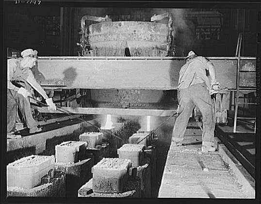 Steel manufacture, Allegheny-Ludlum. Ladling it out!...