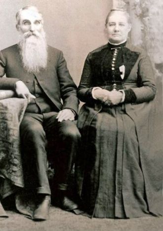 Ephraim Moore & wife Lucy J Branson