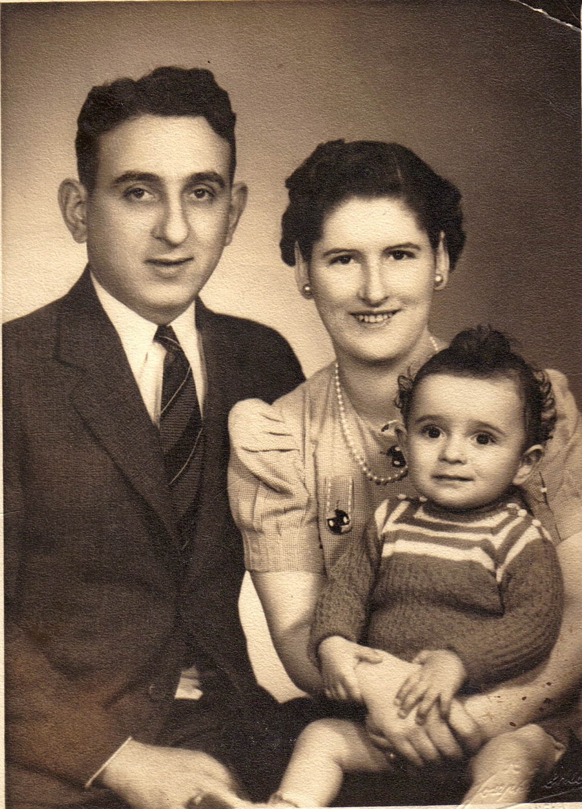 Thomas Scalese Family, 1942