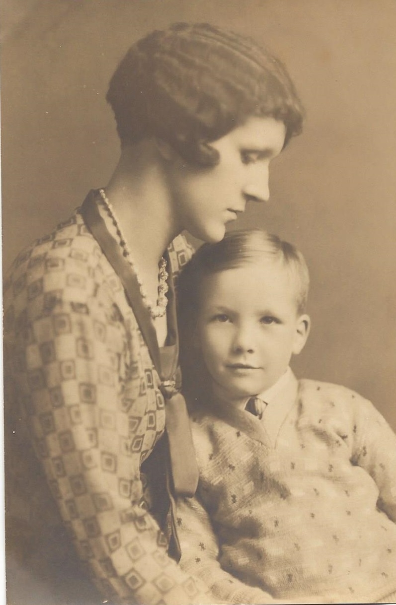 Madeline (Hill) and Richard Gifford Willis