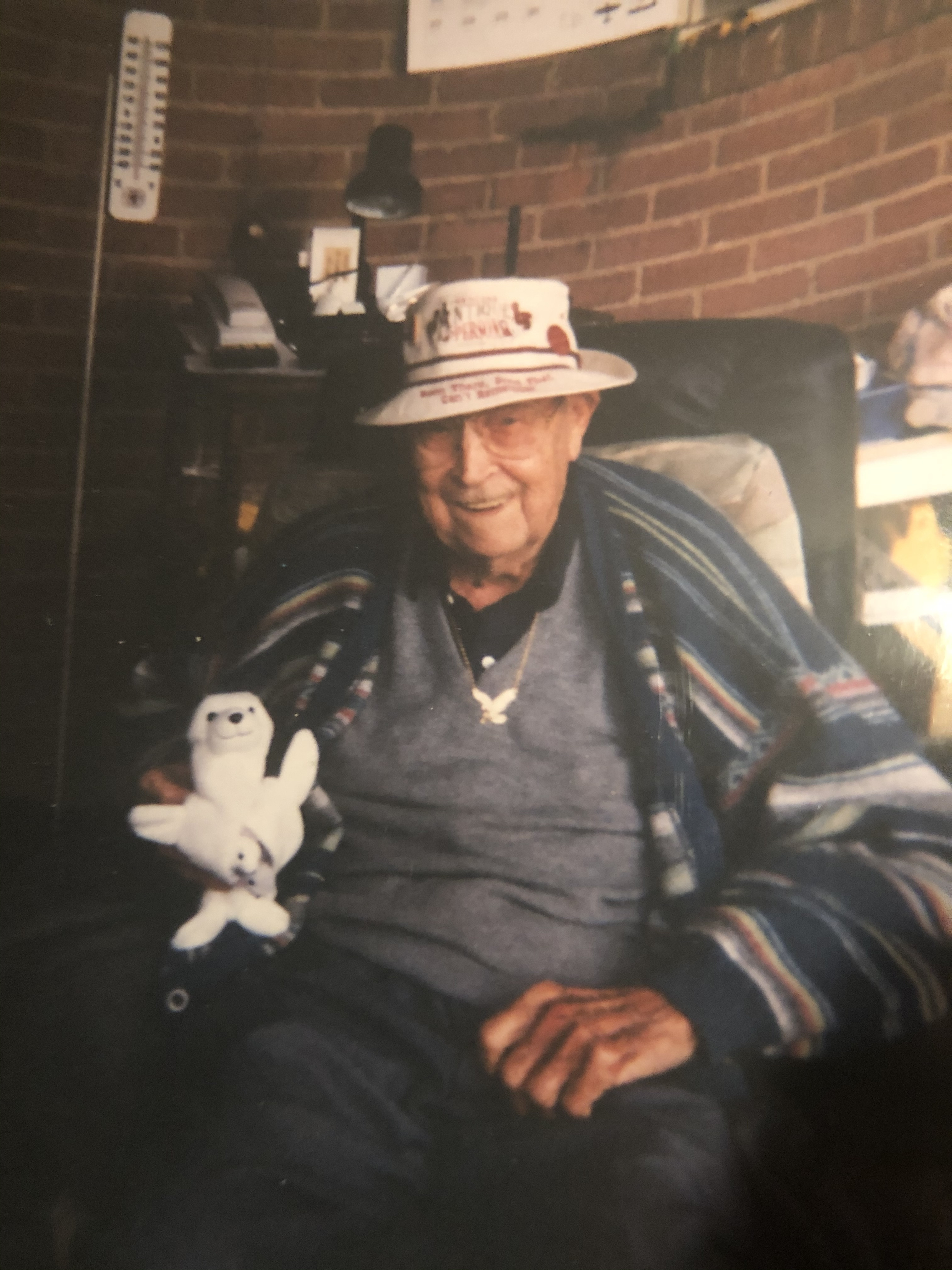 Earl U Gottschalk 