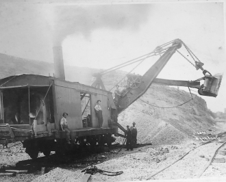 Steam shovel 1896