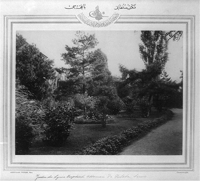 [The garden of the Mekteb-i Sultani] / Abdullah Frères,...