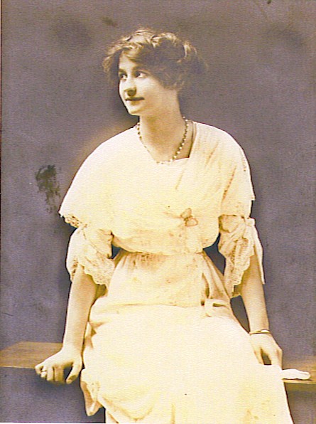 Zelphia E. Meyers