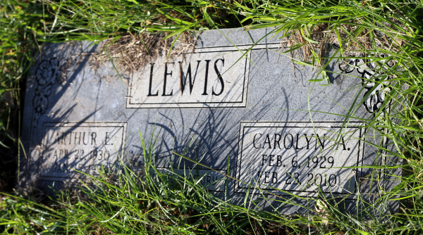 Carolyn Anne Murphy-- gravestone