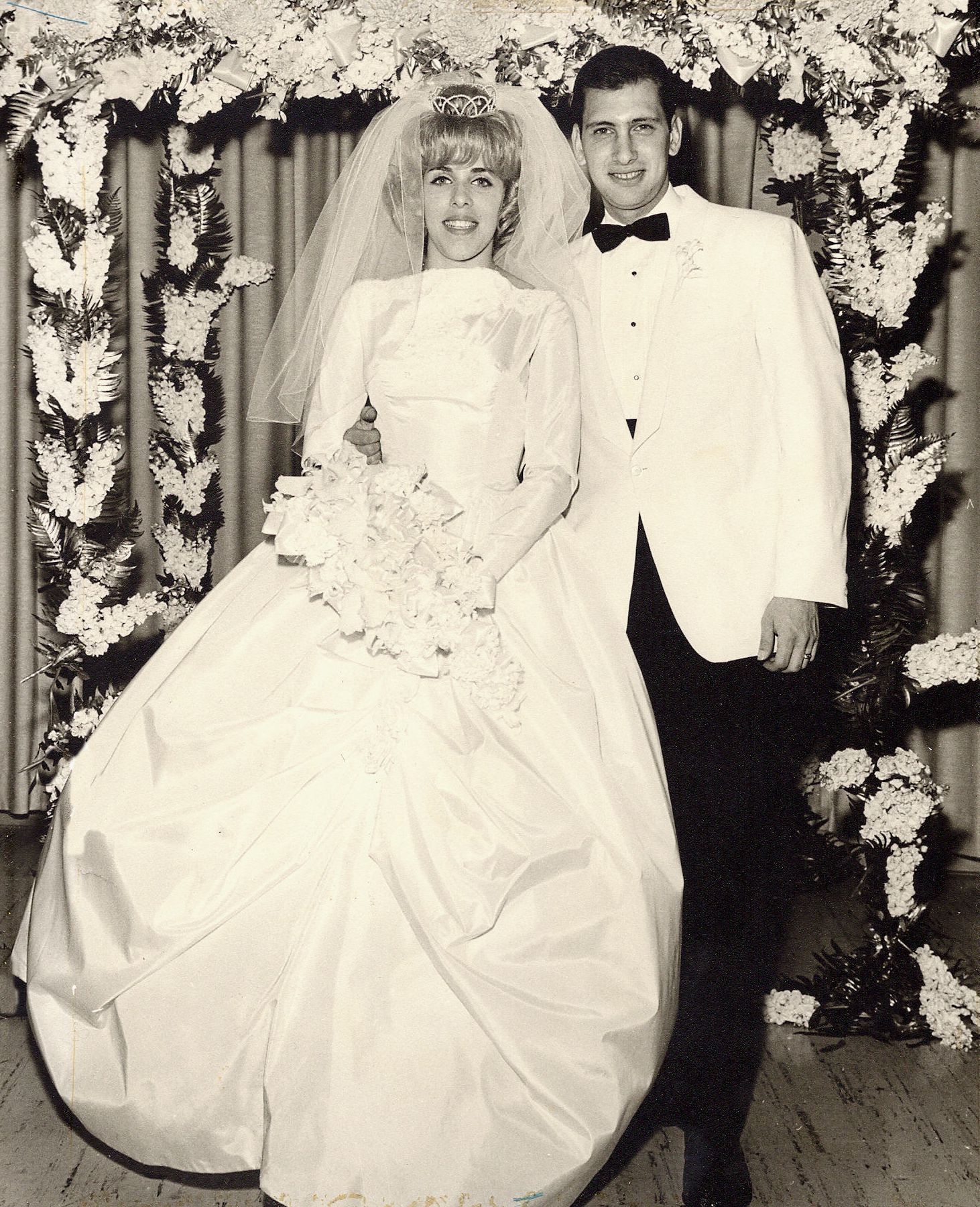 Alan & Gail Urbach wedding picture