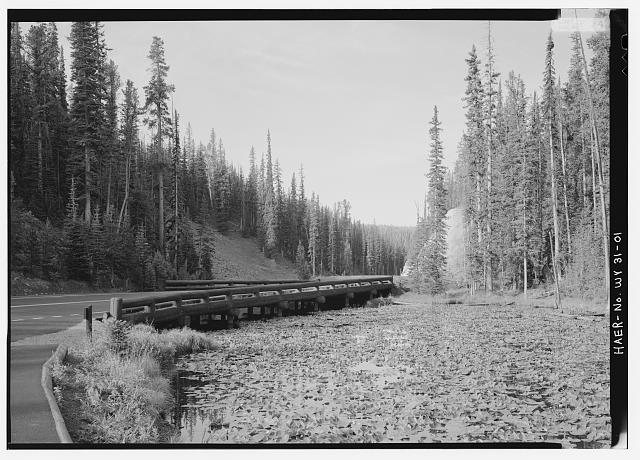 PERSPECTIVE LOOKING EAST - Isa Lake Bridge, Spanning Isa...