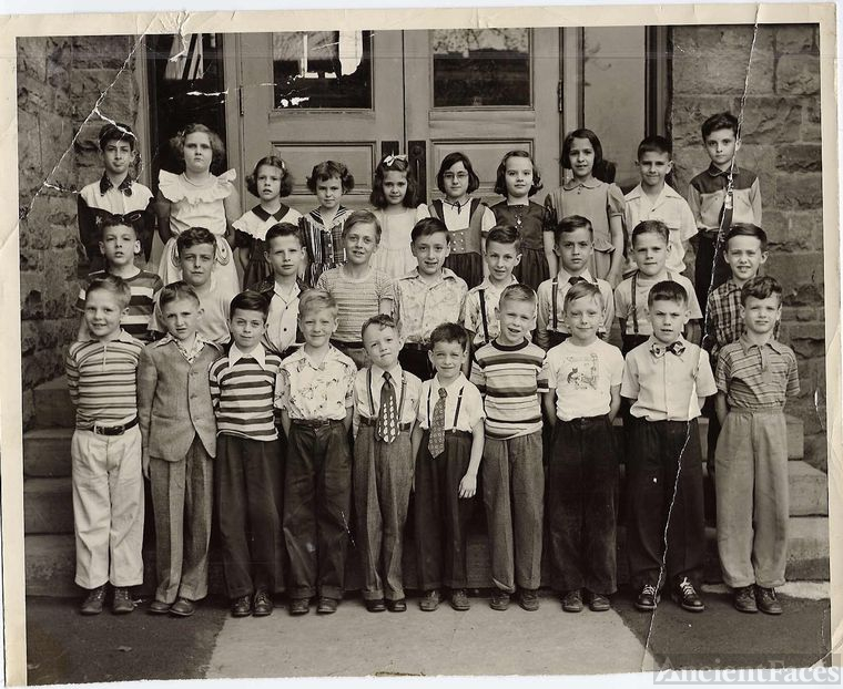 Grade school picture, Scranton Pa