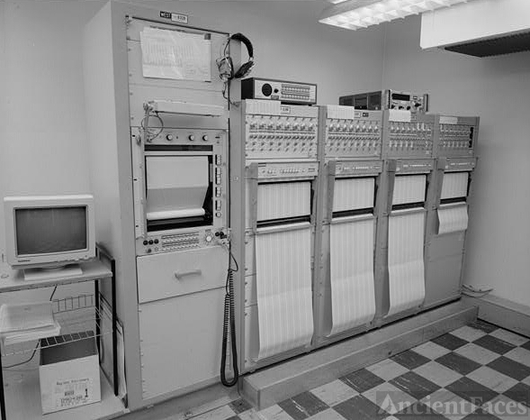What Did Computers Look Like In The Past?