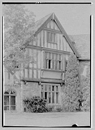 Clarence McK. Lewis, Skylands Farm, residence in...