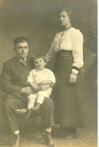 Silveira Family Albert,Mary and Albert