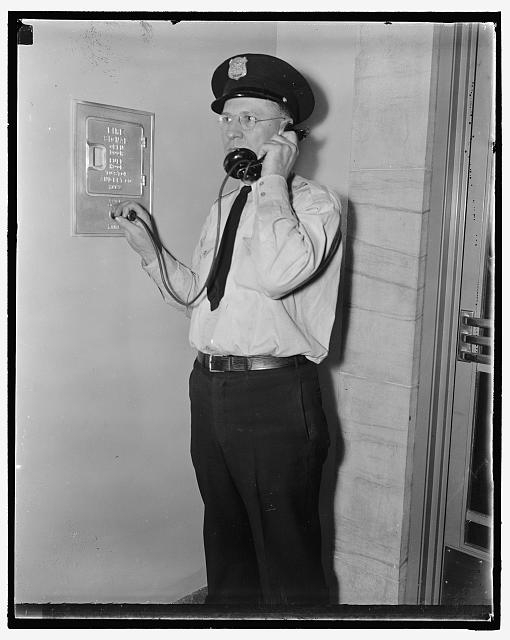 F.B.I. guard reports in. Washington, D.C., Aug 4. Officer...