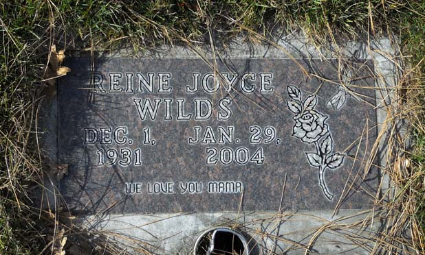 Reine Joyce Donovan Wilds gravesite