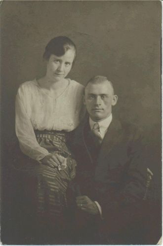 Russell & Mary Lee Mynhier, 1920