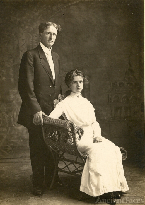 Earle Howard & Minnie Ache wedding 1910