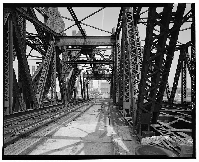 Detail from roadbed showing typical thru spans, post...