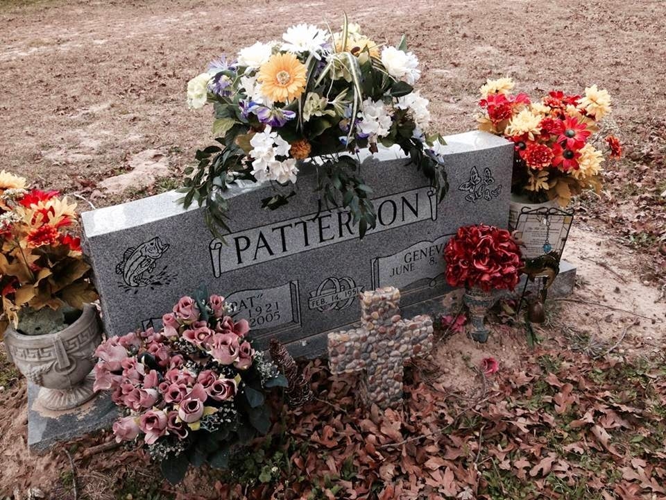 Claude E Patterson grave