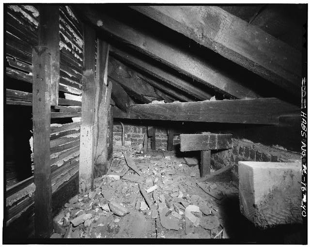 48. ATTIC, TYPICAL OUTRIGGING, VIEW TURNING CORNER -...