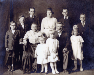 Vincent and Mary Kozireski and children