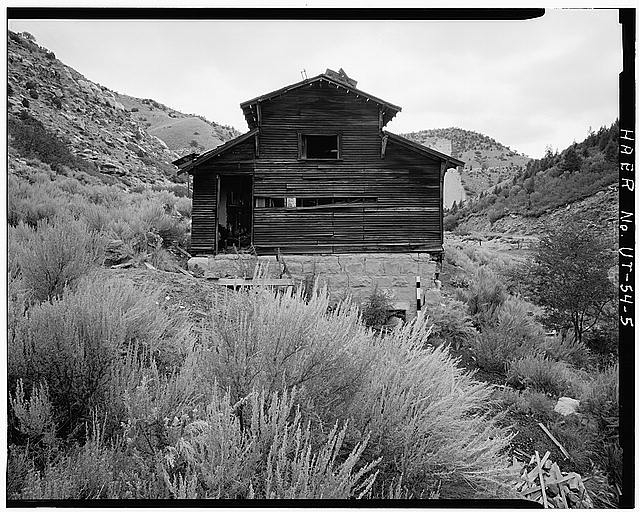 5. VIEW OF WEST REAR OF BATHHOUSE - Rains Mine,...