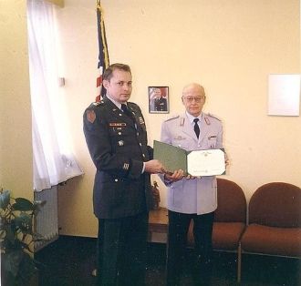 Hans J. Krug, Receiving Medal