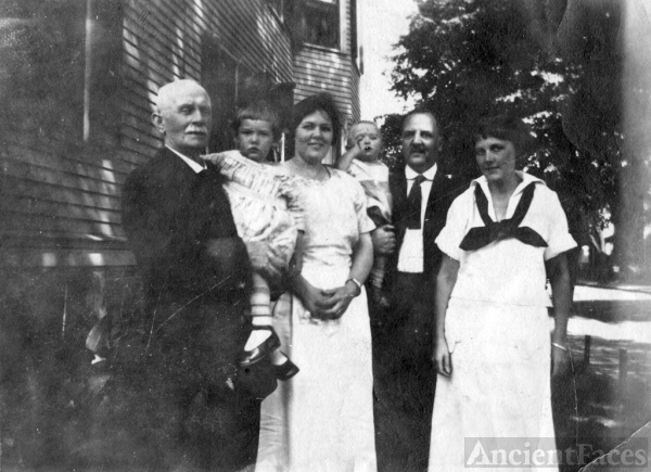 Four Generations of the Ashendens, 1920s