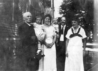 Four Generations of the Ashendens, 1920s