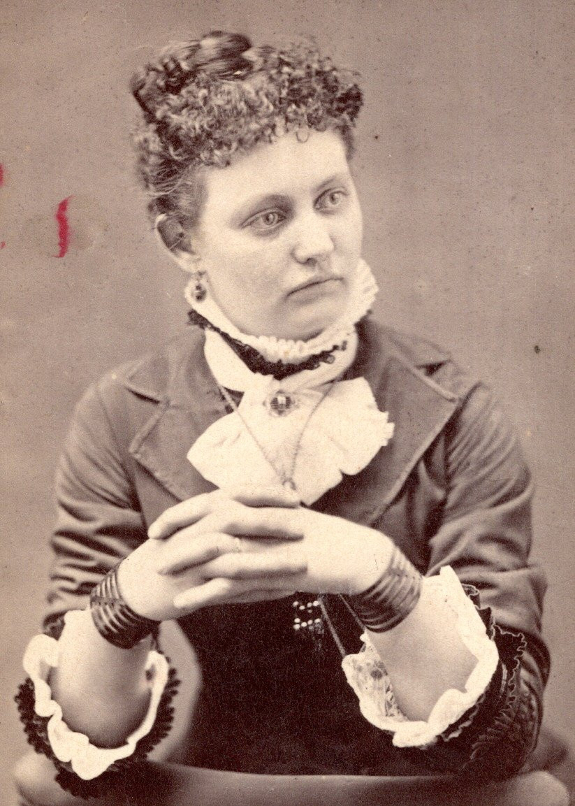 Harriet Eleanor LAUGHLIN TRAYLOR