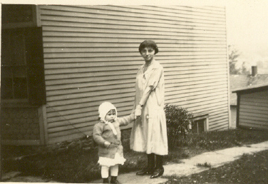 Ida Smith with daughter Lorraine