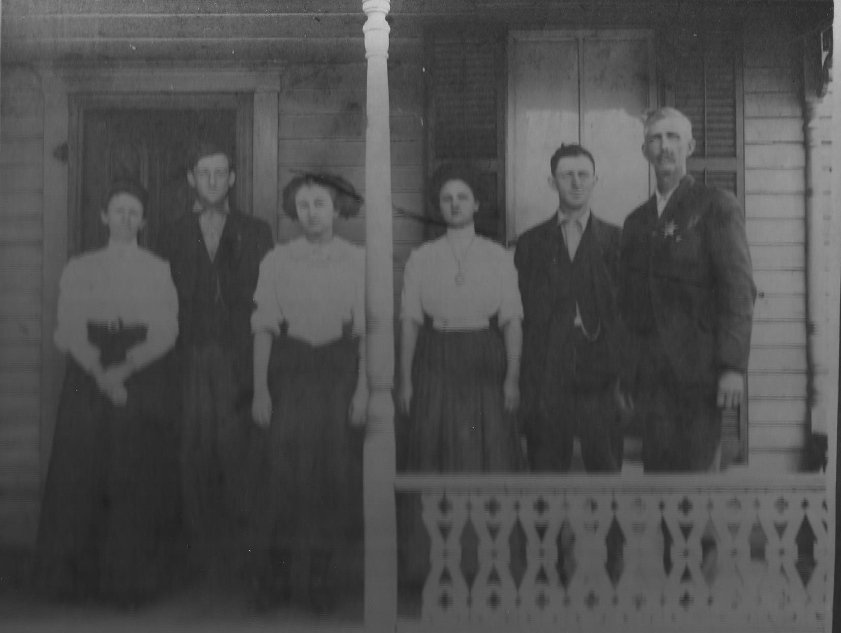 Unknown Campbell Family