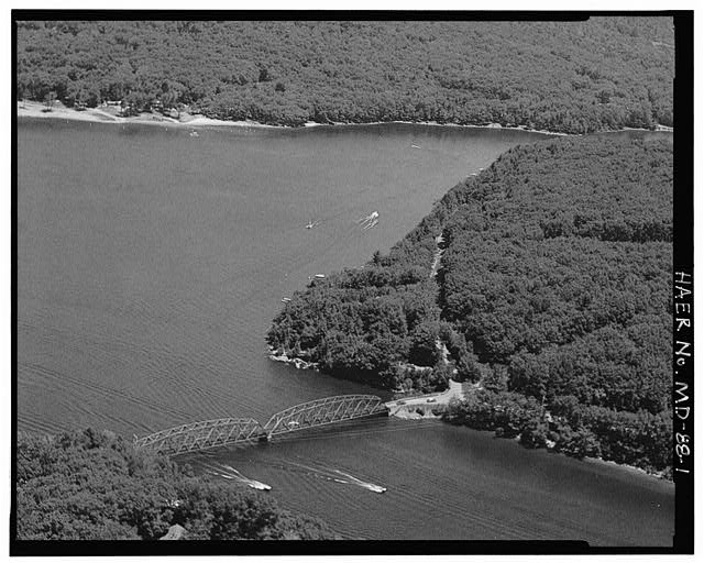 1. AERIAL VIEW, SHOWING GLENDALE ROAD BRIDGE WITHIN ITS...