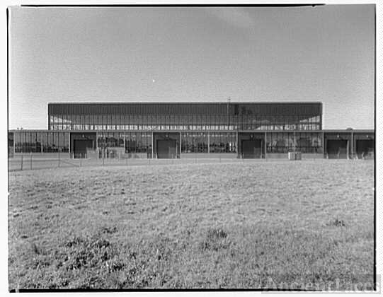Ordnance building, Camp Kilmer, New Jersey. Head on view...
