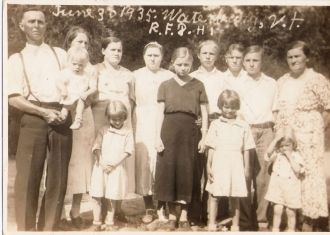 Rushford Family, Waterbury, VT-1935