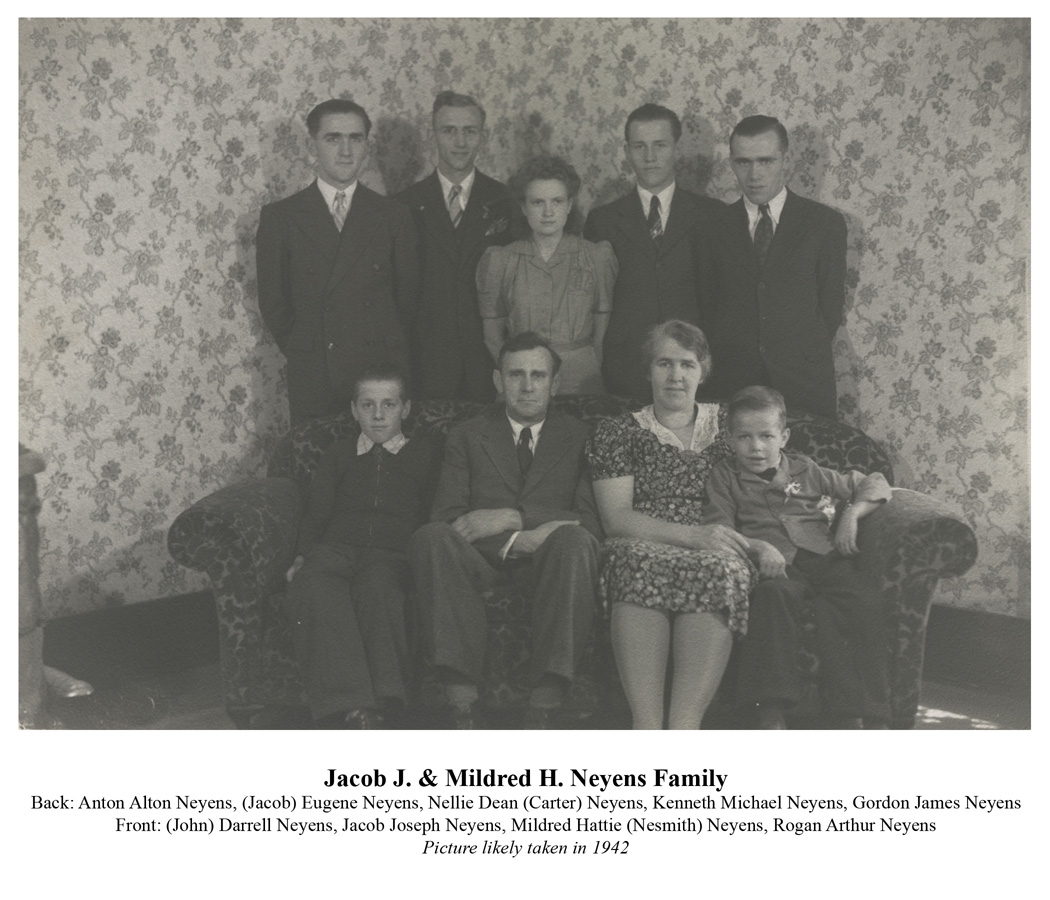Jacob & Mildred Neyens family 1942