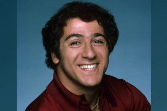 Eddie Mekka Eddie Mekka