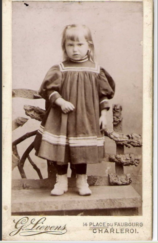 LOST & FOUND little girl Charleroi