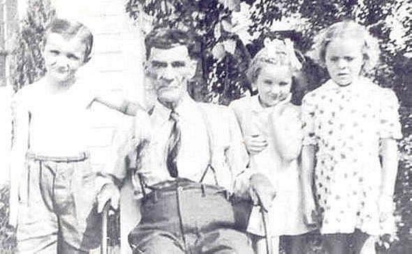 Edwin Bell and grandchildren