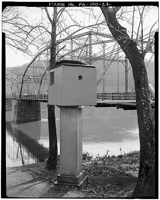 27. VIEW, LOOKING SOUTHWEST, SHOWING FLOOD GAUGE STATION...
