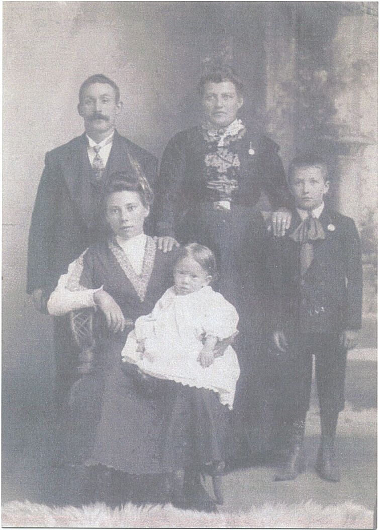 Victoria Jerin D'Agostino - Mary Jerin with family