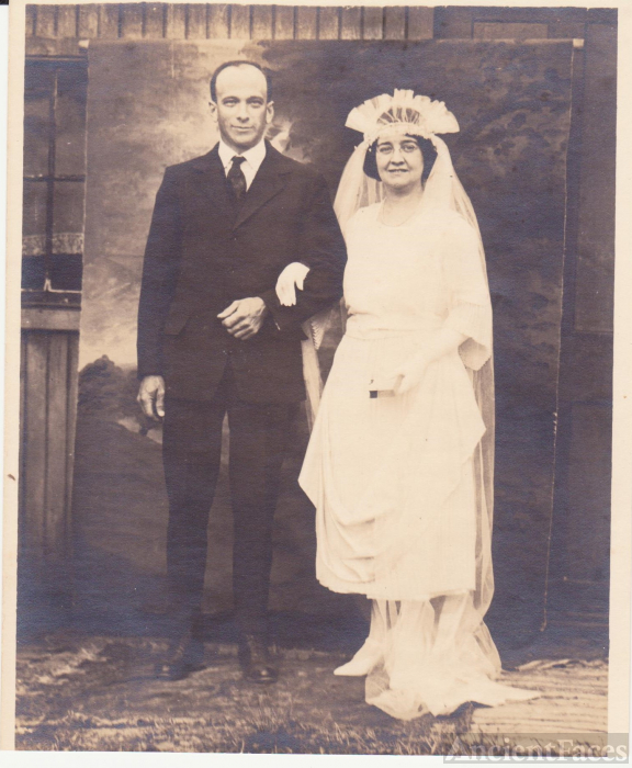 Adolph J and Mary J (Thompson) Kalena