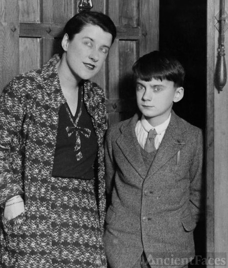 Bea Lillie and Robert Peel