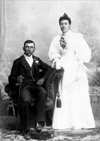 James & Marietta (Adams) Bethurum, Texas 1896